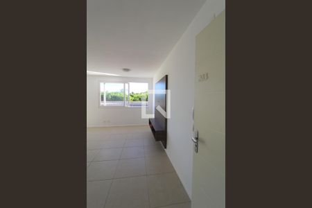 Entrada de apartamento à venda com 2 quartos, 90m² em Marechal Rondon, Canoas
