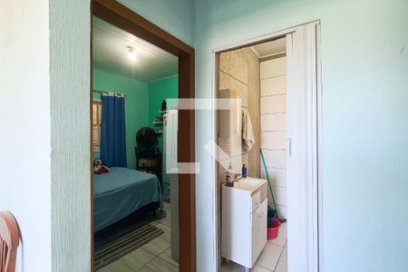 Casa à venda com 300m², 2 quartos e sem vaga Casa à venda com 300m², 2 quartos e sem vagaCorredor