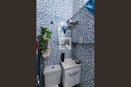 Banheiro de kitnet/studio à venda com 2 quartos, 20m² em Centro, Niterói