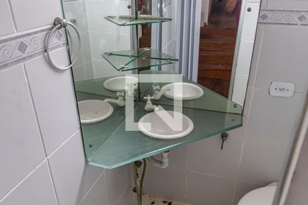 Casa à venda com 600m², 4 quartos e 8 vagasBanheiro da Suíte 2