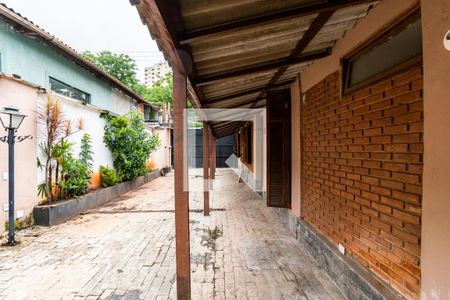 Casa à venda com 600m², 4 quartos e 8 vagasQuintal
