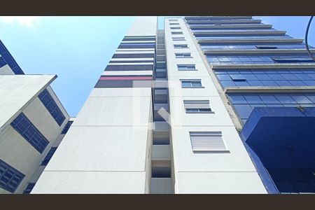 Apartamento à venda com 25m², 1 quarto e sem vaga Apartamento à venda com 25m², 1 quarto e sem vagaFachada