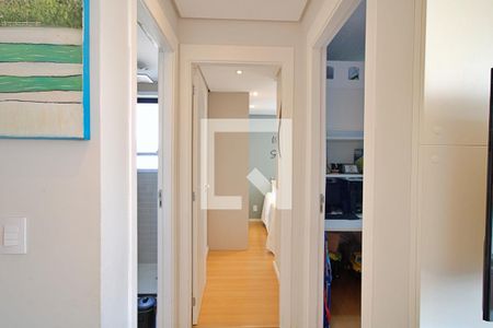 Corredor de apartamento à venda com 2 quartos, 43m² em Parque Reboucas, São Paulo