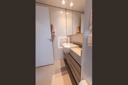 Apartamento à venda com 69m², 2 quartos e 2 vagasBanheiro suíte 1