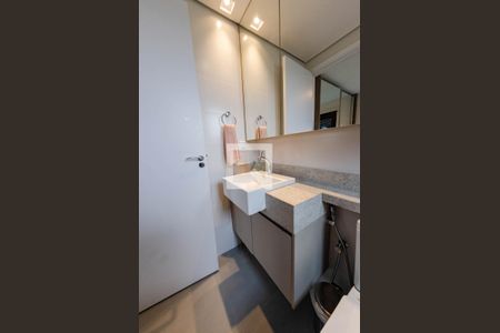 Apartamento à venda com 69m², 2 quartos e 2 vagasBanheiro suíte 2