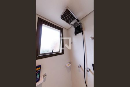 Apartamento à venda com 69m², 2 quartos e 2 vagasBanheiro suíte 1