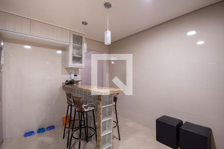 Casa à venda com 180m², 2 quartos e 2 vagasCozinha