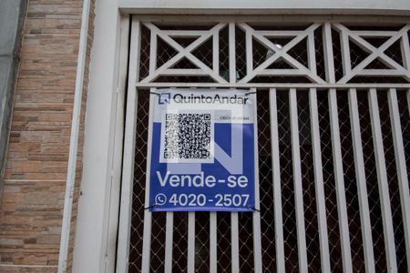 Casa à venda com 180m², 2 quartos e 2 vagasPlaca