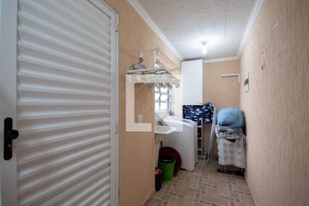 Casa à venda com 180m², 2 quartos e 2 vagasÁrea de Serviço