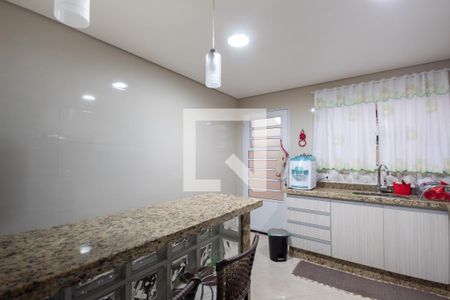 Casa à venda com 180m², 2 quartos e 2 vagasCozinha