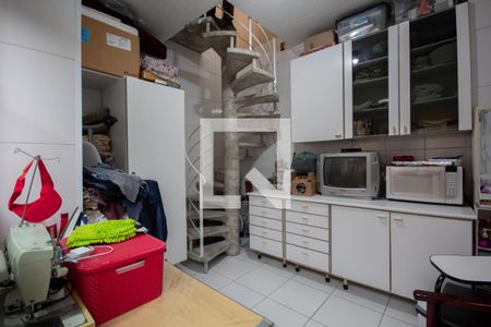 Casa à venda com 180m², 2 quartos e 2 vagasÁrea de Serviço