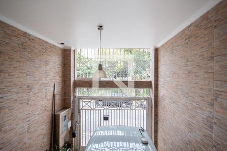 Vista da Sala de casa à venda com 2 quartos, 180m² em Bussocaba, Osasco