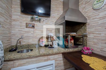 Casa à venda com 180m², 2 quartos e 2 vagasChurrasqueira