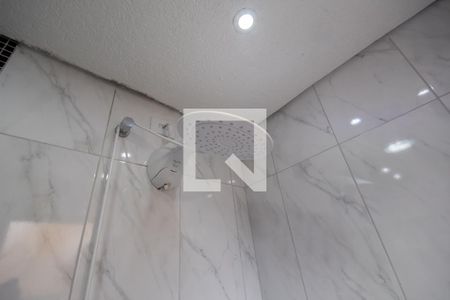 Casa à venda com 180m², 2 quartos e 2 vagasBanheiro da Suíte 2