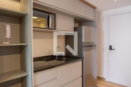Cozinha de apartamento para alugar com 1 quarto, 25m² em Perdizes, São Paulo