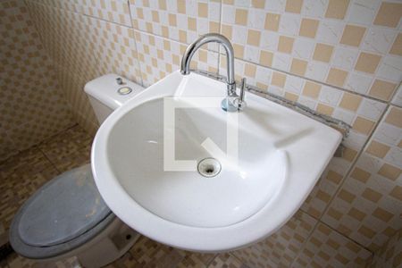 Casa para alugar com 60m², 2 quartos e sem vagaBanheiro