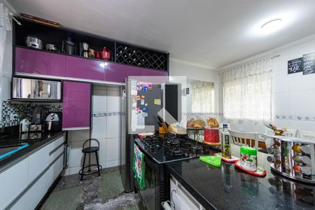 Casa à venda com 200m², 3 quartos e 2 vagas Casa à venda com 200m², 3 quartos e 2 vagasCozinha