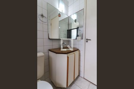 Apartamento à venda com 60m², 2 quartos e 1 vaga Apartamento à venda com 60m², 2 quartos e 1 vagaBanheiro Corredor