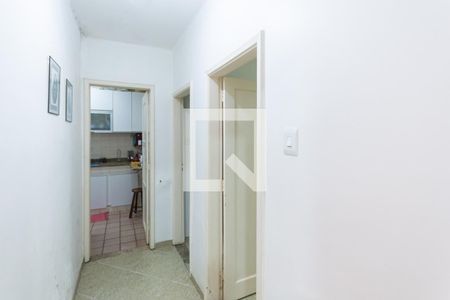 Apartamento à venda com 100m², 2 quartos e sem vagaCorredor