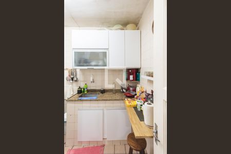 Apartamento à venda com 100m², 2 quartos e sem vagaCozinha