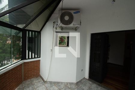 Casa à venda com 420m², 4 quartos e 4 vagas Casa à venda com 420m², 4 quartos e 4 vagasVaranda da Sala