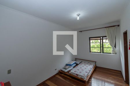Casa à venda com 420m², 4 quartos e 4 vagas Casa à venda com 420m², 4 quartos e 4 vagasSuite 1