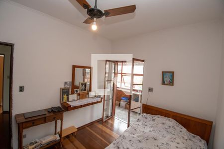 Casa à venda com 420m², 4 quartos e 4 vagas Casa à venda com 420m², 4 quartos e 4 vagasQuarto 2