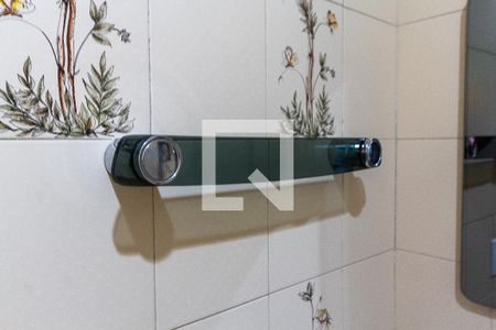 Casa à venda com 258m², 4 quartos e 10 vagasDetalhe do banheiro