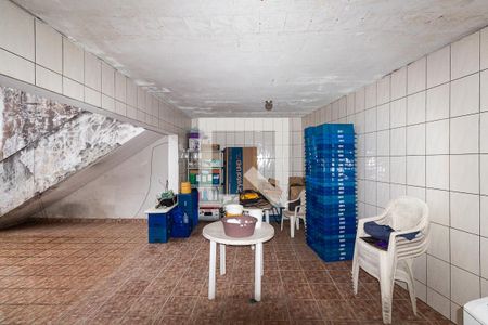 Casa à venda com 258m², 4 quartos e 10 vagasLavanderia