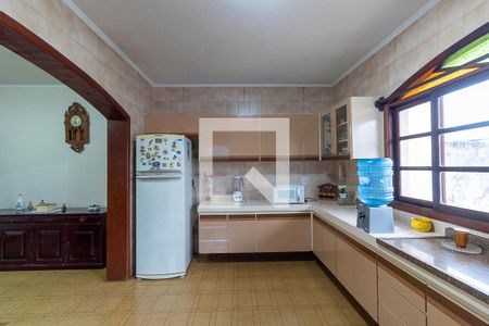 Casa à venda com 258m², 4 quartos e 10 vagasCozinha