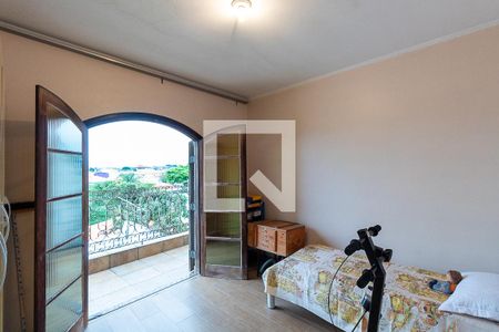 Casa à venda com 258m², 4 quartos e 10 vagasQuarto 2