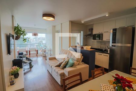 Sala de apartamento para alugar com 2 quartos, 66m² em Caxingui, São Paulo