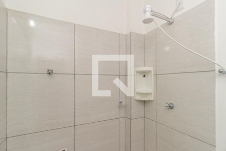 Banheiro de kitnet/studio para alugar com 1 quarto, 34m² em Santa Efigênia, São Paulo