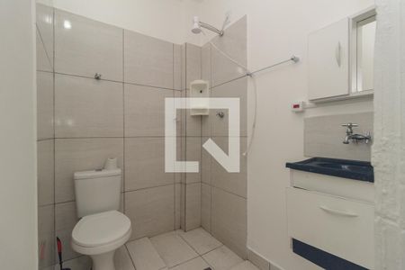 Banheiro de kitnet/studio para alugar com 1 quarto, 34m² em Santa Efigênia, São Paulo