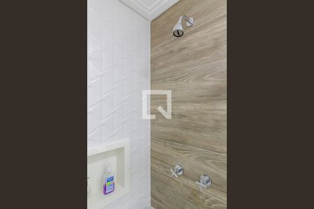 Apartamento para alugar com 63m², 2 quartos e 2 vagas Apartamento para alugar com 63m², 2 quartos e 2 vagasBanheiro