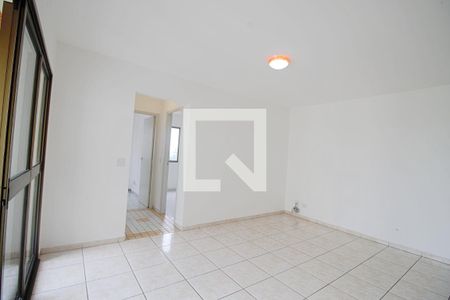 Sala  de apartamento para alugar com 2 quartos, 63m² em Chácara Agrindus, Taboão da Serra