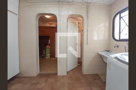 Apartamento para alugar com 120m², 3 quartos e 2 vagasÁrea de serviço