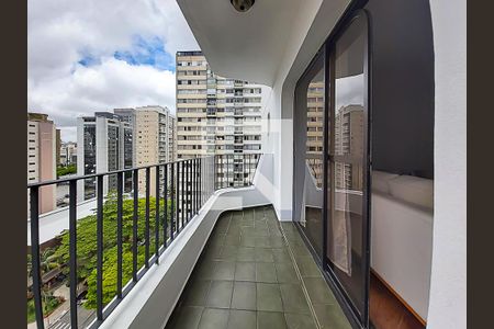 Apartamento para alugar com 120m², 3 quartos e 2 vagasVaranda