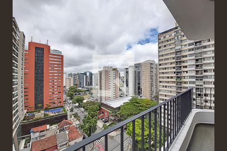 Apartamento para alugar com 120m², 3 quartos e 2 vagasVaranda