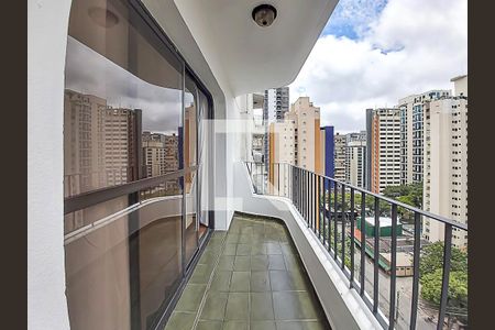 Apartamento para alugar com 120m², 3 quartos e 2 vagasVaranda