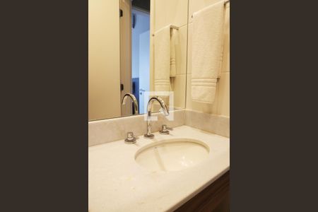 Studio à venda com 34m², 1 quarto e 1 vaga Studio à venda com 34m², 1 quarto e 1 vagaBanheiro