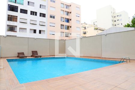Studio à venda com 34m², 1 quarto e 1 vaga Studio à venda com 34m², 1 quarto e 1 vagaÁrea comum - Piscina