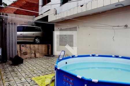 Casa para alugar com 200m², 3 quartos e 1 vagaQuintal