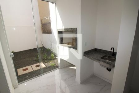 Casa à venda com 165m², 4 quartos e 1 vaga Casa à venda com 165m², 4 quartos e 1 vagaÁrea de Serviço