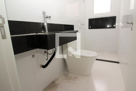 Casa à venda com 165m², 4 quartos e 1 vaga Casa à venda com 165m², 4 quartos e 1 vagaBanheiro da Suíte 2