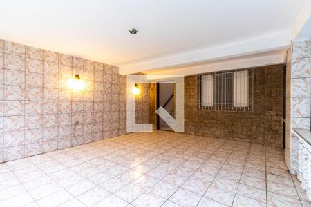 Casa para alugar com 200m², 2 quartos e 2 vagas Casa para alugar com 200m², 2 quartos e 2 vagasGaragem