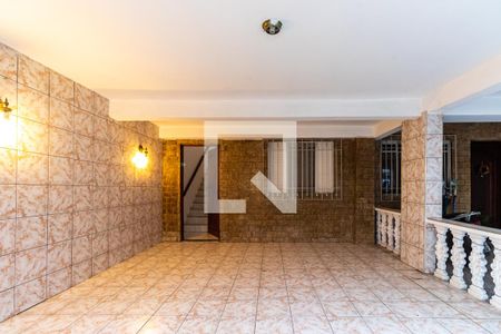 Casa para alugar com 200m², 2 quartos e 2 vagas Casa para alugar com 200m², 2 quartos e 2 vagasGaragem