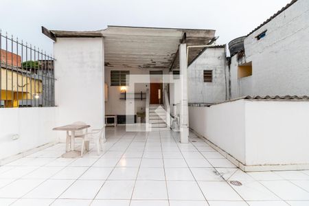 Casa para alugar com 200m², 2 quartos e 2 vagas Casa para alugar com 200m², 2 quartos e 2 vagasQuintal