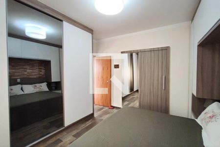 Casa à venda com 200m², 3 quartos e 3 vagas Casa à venda com 200m², 3 quartos e 3 vagasQuarto suíte