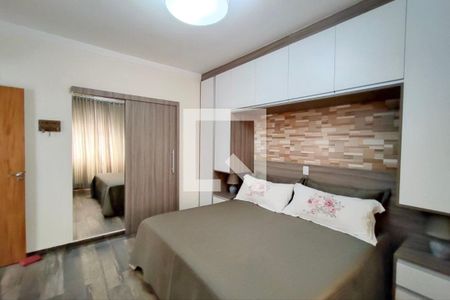 Casa à venda com 200m², 3 quartos e 3 vagas Casa à venda com 200m², 3 quartos e 3 vagasQuarto suíte